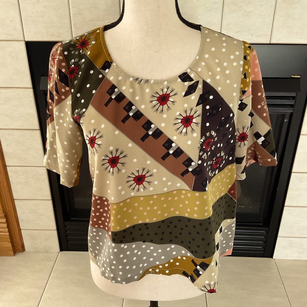 Traffic people Neutral Color Short Sleeve Top, Women’s Sz S